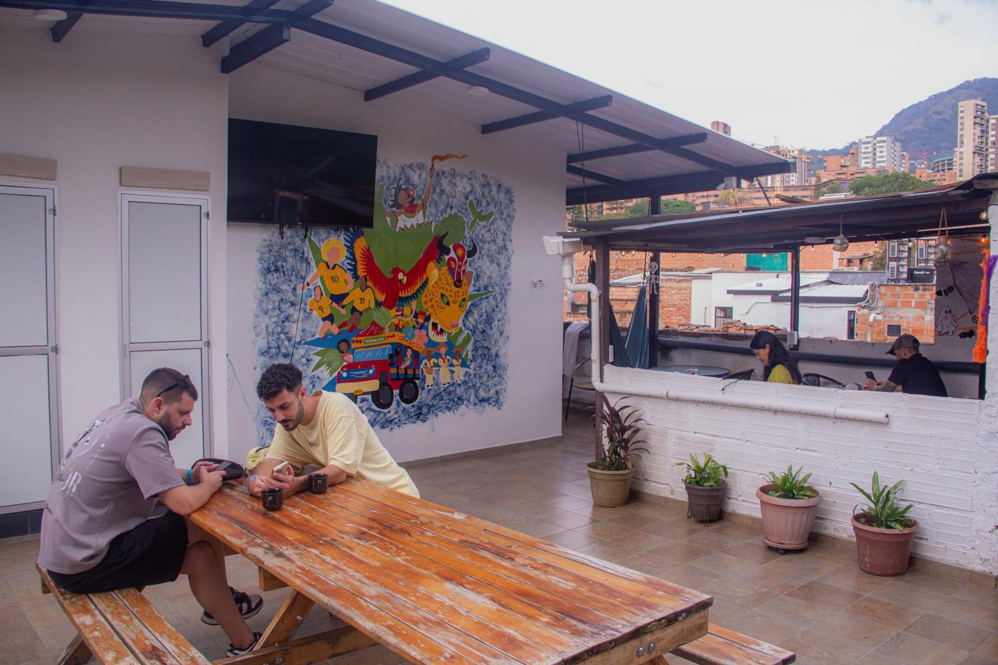 Hostel La Familia - Manila Medellín